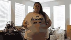1597983-8c4e81c24656341622bb173a4ce97cbb.gif