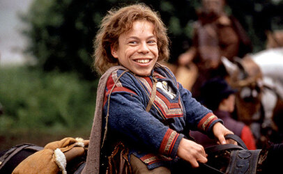 Warwick-Davis-Willow.jpg