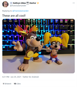 morepics.png