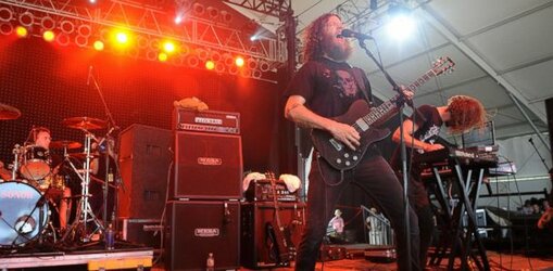 gty_isis_metal_band_jc_140822_33x16_608.jpg