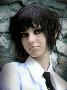 c649e4e915d79ea1e1cfcbd798313cc4--emo-hairstyles-hairstyles-for-girls.jpg