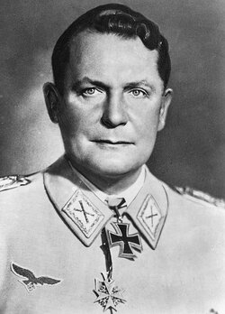 553px-Hermann_Göring_-_Röhr.jpg