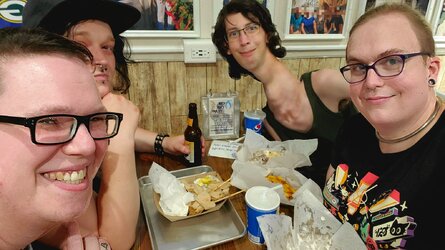 thegangatgyrojoes.jpg