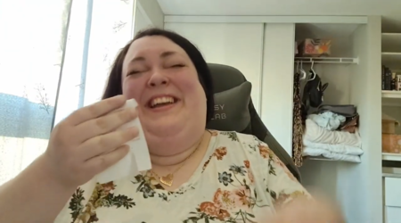 crylaughing.png