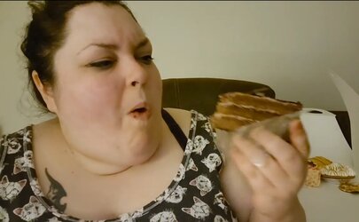 Screenshot_20210808-214007_YouTube.jpg