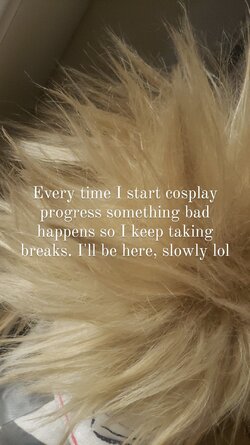 adollaskye_story_2654245775498280468_431959128.jpg