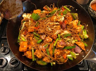chicken lo mein.jpg