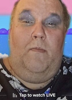 tap to watch tranny live.jpg
