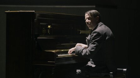 Feurich-Piano-Used-by-Hitler-in-Preacher-1.jpg