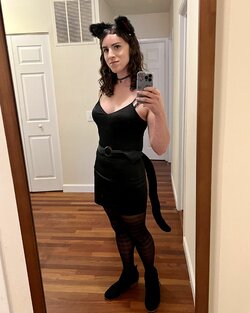 catgurl.jpg