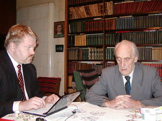 800px-Arnold_Meri_and_Johan_Backman_2008_04.jpg