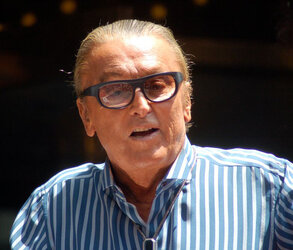 RobertEvansHWOFJul2012.jpg