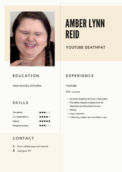 Neutral Modern Minimalist Professional Digital Marketer Resume.png