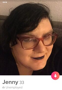 Screenshot_20211216-053408_Tinder.jpg