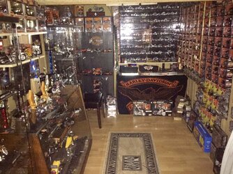 1_the_room_341226f08c494c2173ba623087aaae409c44a283.jpg