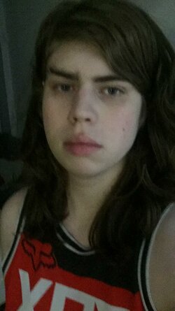 troon 4s3w32n1g6d81.jpg