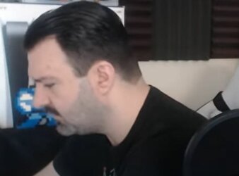 No fucking chin.JPG