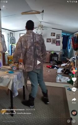 Screenshot_20220211-011522_TikTok.jpg