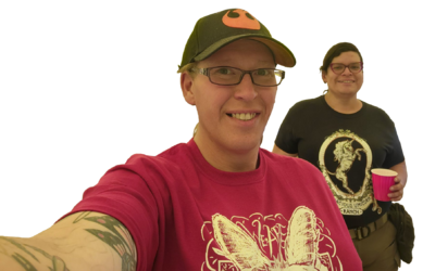PennyandBonnieSelfie.png