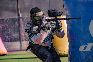 PAINTBALL-01.jpg