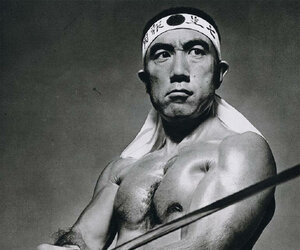 yukio-mishima-5.jpg