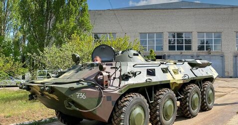 BTR-80 APCs, T-64 and T-72 MBTs handed over to Ukrainian MoD (1).jpg