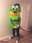 honey_smacks_dig_em_frog1.jpg