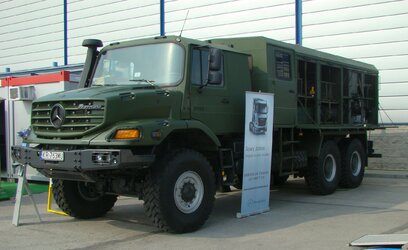 Mercedes-Benz_Zetros_DSC01477.jpg