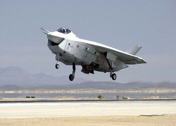 1280px-USAF_X32B_250.jpg