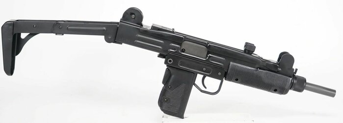 IMI-UZI-SMG-Folding-stock-and-RMRa_result-1.jpg