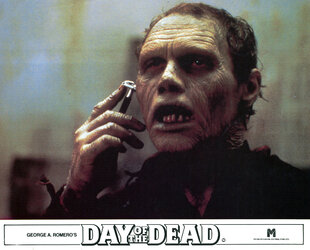 romero zombie MV5BMzg3NTQxNTk1Ml5BMl5BanBnXkFtZTgwMDMyMzUzMDE@._V1_.jpg