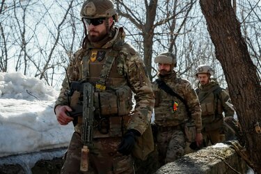 2019-03-18T092544Z_1138065230_RC1B09676640_RTRMADP_3_UKRAINE-ELECTION-WAR-1-scaled-e1582552649...jpg