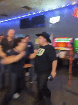 ezgif.com-gif-maker - 2022-04-03T093638.063.gif