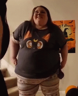 4EC700F1-CA28-43BD-81E9-726202876DC4.gif