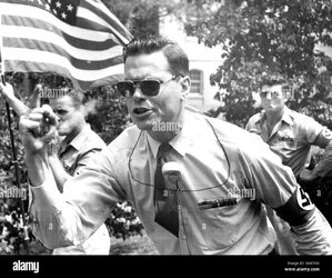 george-lincoln-rockwell-leader-of-the-american-nazi-party-delivering-M6EY9X.jpg