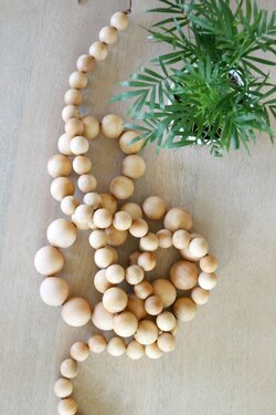 wood-bead-strand-9.jpg