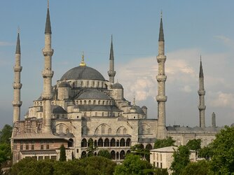 Exterior_of_Sultan_Ahmed_I_Mosque,_(old_name_P1020390.jpg).jpg
