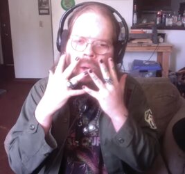 Screenshot_20220417-130815_YouTube.jpg