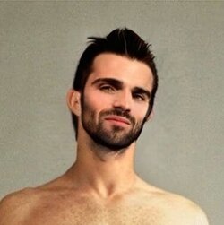 FaceApp_1651460092159.jpg