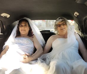 Gary and Jillian in car.jpeg