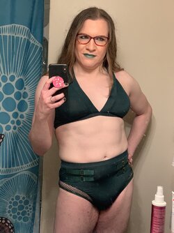 Green bra full length.jpeg