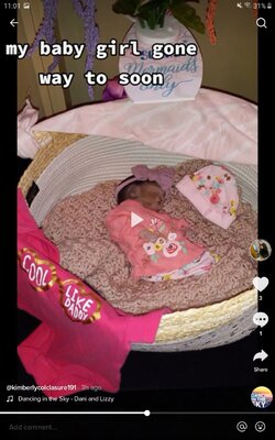 Screenshot_20220512-230129_TikTok.jpg