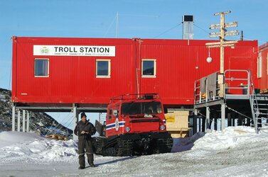 troll station 2.jpg