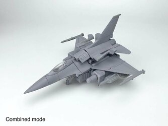 Fans-Hobby-MB-23-Dreadwing-Buster-28.jpg