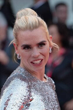 billie-piper-marriage-story-premiere-at-the-76th-venice-film-festival-11.jpg