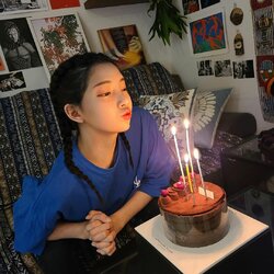 Korean-Virtual-Influencer7.jpg