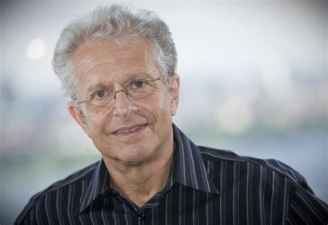 laurence tribe.jpg
