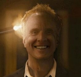 howard_all_smiles.jpg