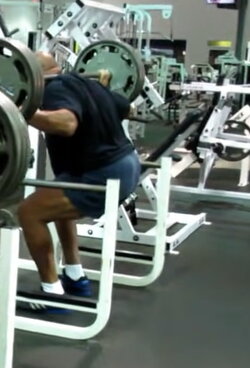 Big_Lenny_Squat.jpg