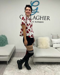 obviousgirl.jpg